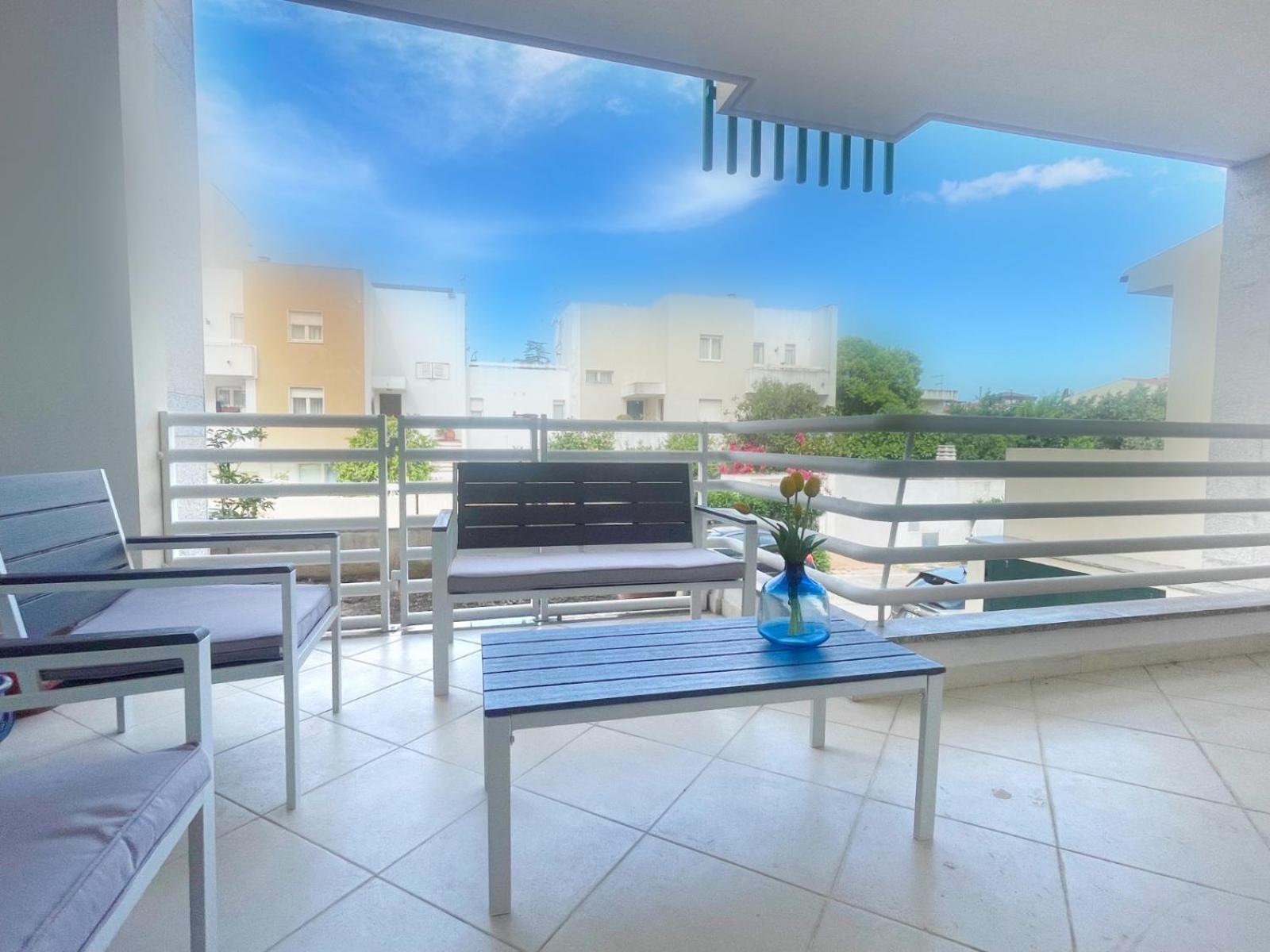 Appartamento Cocteau House Olbia Esterno foto